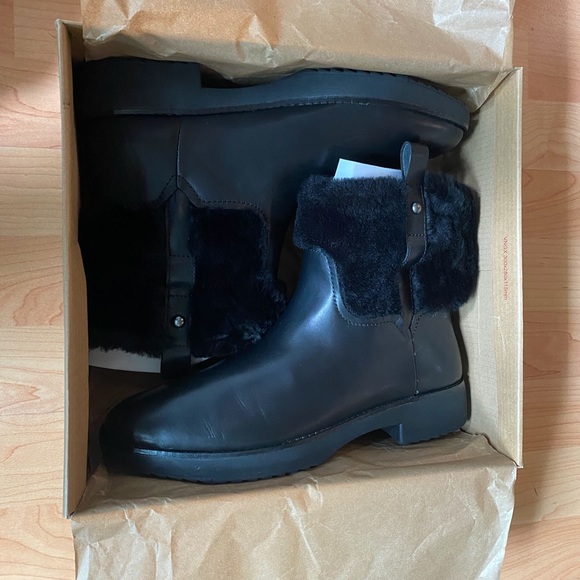 NWT&B Fitflop Mimie Ankle Boot size 8.5 - Picture 4 of 5